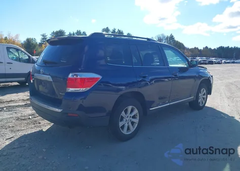 2013 Toyota Highlander Se V6 z USA, uszkodzony, nr VIN 5TDBK3EHXDS195353